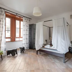 Flaminiarooms Guest house